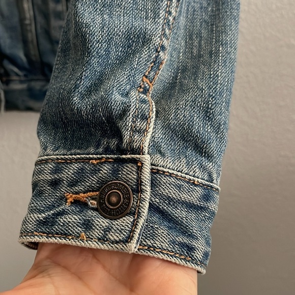 Abercrombie & Fitch Jean Jacket Size XS - Picture 2 of 8